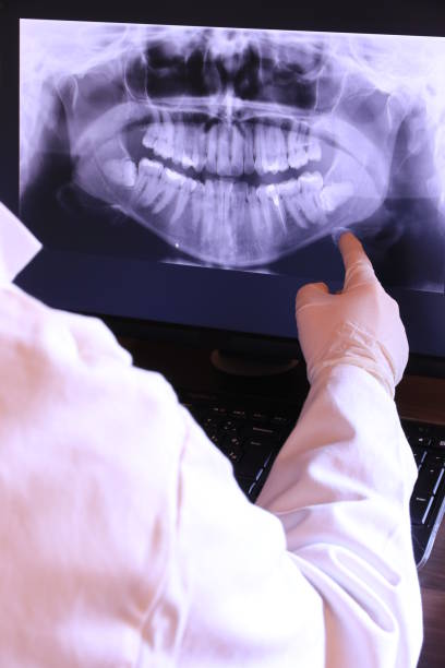 Best Emergency Broken Tooth Repair in Bishop, TX